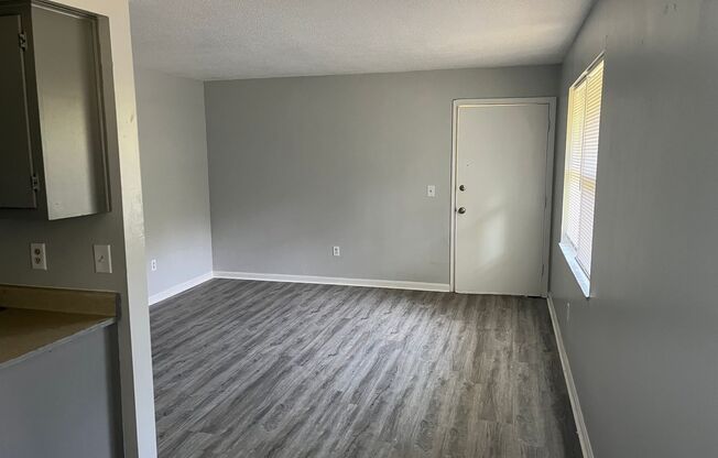 2 beds, 1 bath, $785