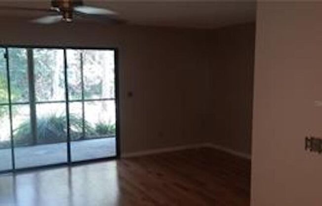 3 beds, 2.5 baths, $2,300