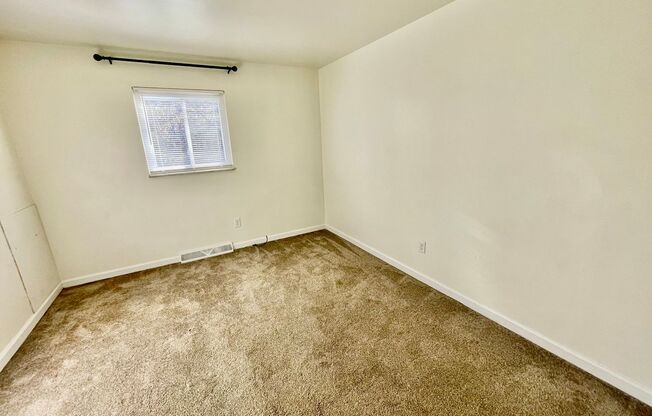 2 beds, 1 bath, 1,200 sqft, $1,245, Unit 1