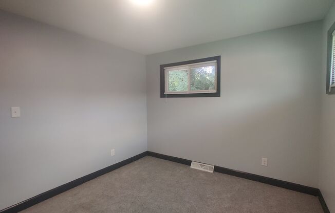 2 beds, 1 bath, $1,500