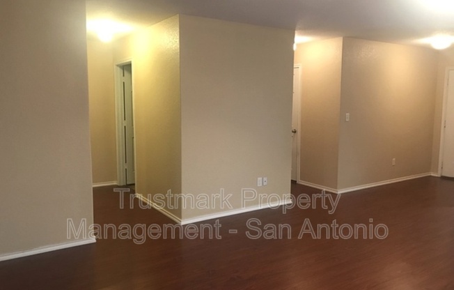 3 beds, 2 baths, 1,518 sqft, $2,000