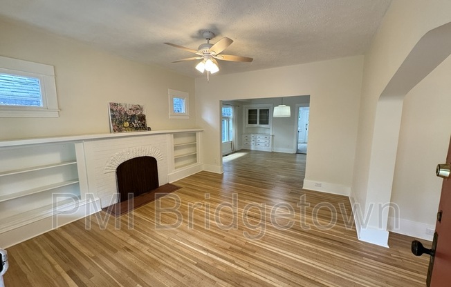 1231 SE 52 AVE