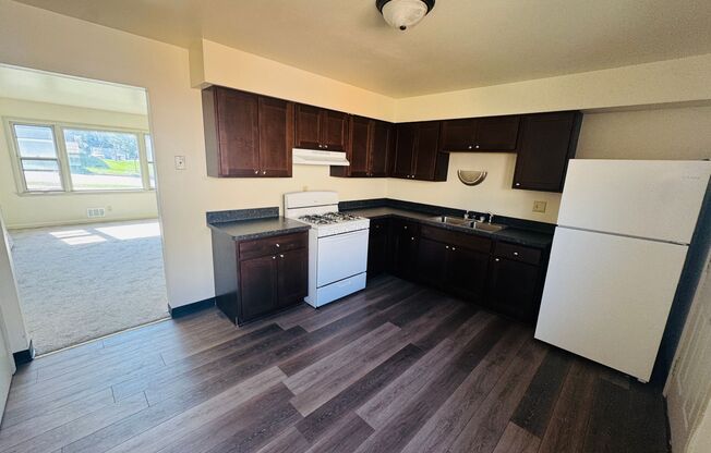 Pine Point Apartments