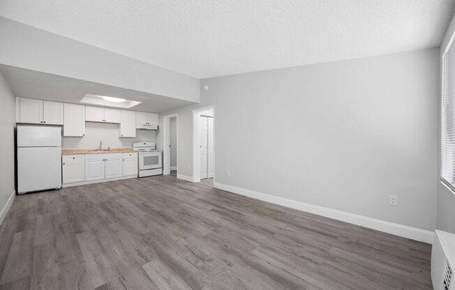 1 bed, 1 bath, 576 sqft, $1,079, Unit 208