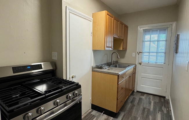 1 bed, 1 bath, 500 sqft, $1,895, Unit 4