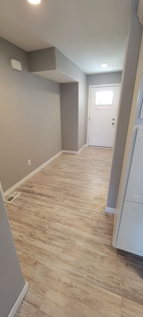 2 bed/2.5 bath condo for rent!