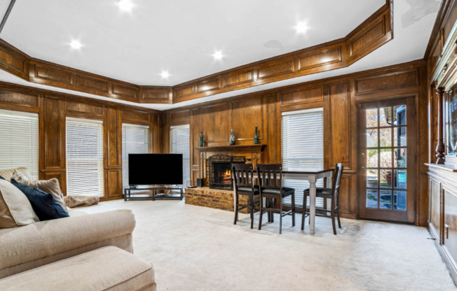 1429 BAFFIN BAY DR