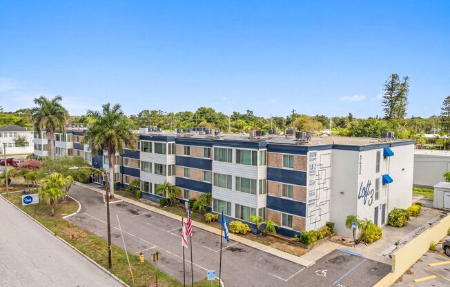 1 bed, 1 bath, 705 sqft, $1,395, Unit 106