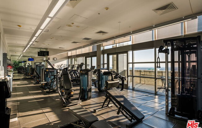 3 beds, 4 baths, 3,670 sqft, $15,000, Unit 2204