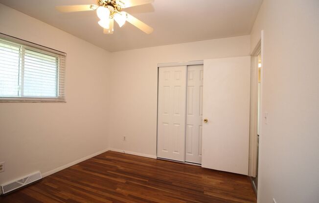 3 beds, 1 bath, $1,050