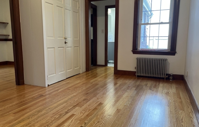 1 bed, 1 bath, 500 sqft, $2,000, Unit 3