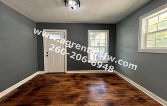 2 beds, 1 bath, $895