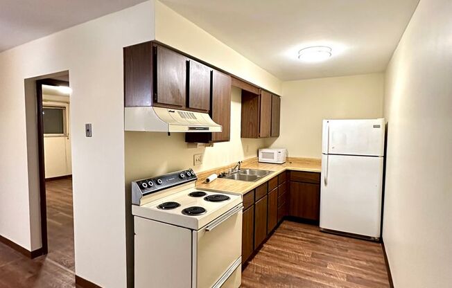 1 bed, 1 bath, $765, Unit Apt 212