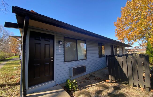 1 bed, 1 bath, 576 sqft, $675, Unit 275 (M-050)