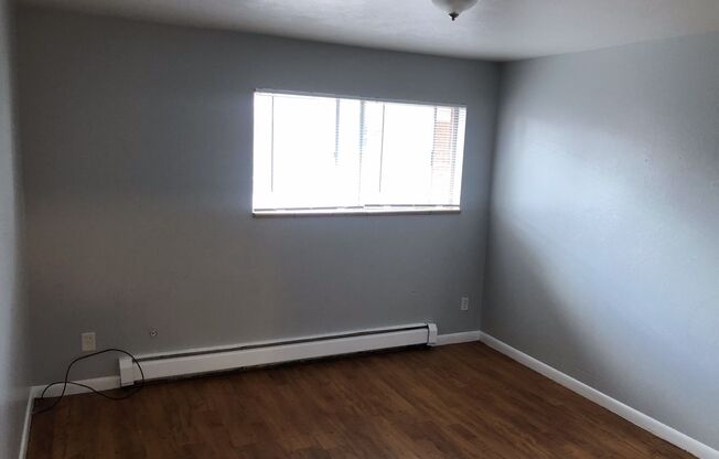 2 beds, 1.5 baths, $1,995