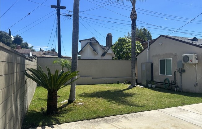 162 N Barranca Avenue