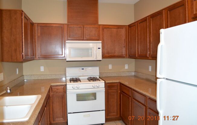 Beautiful 2 Bedroom 2 Bath Duplex at the end of cul-de-sac in Sparks.