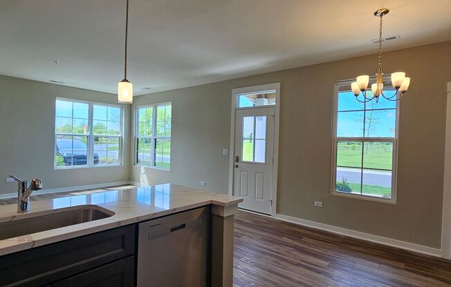 Douglas Fir-2Br/2Ba Rental Home-First Floor