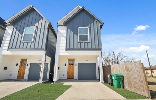 2105 SAM WILSON ST E