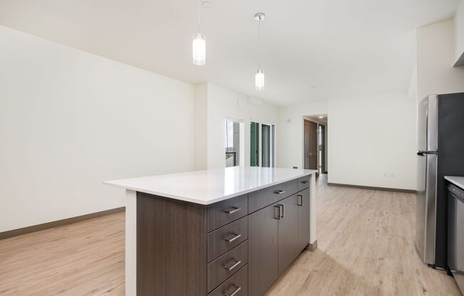 2 beds, 2 baths, $2,500, Unit Unit B414