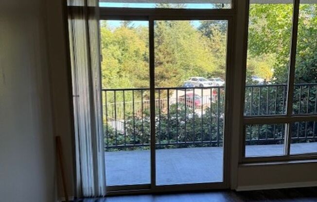 Four Seasons - 1 Bedroom Units available with amazing views by the water. Parking spots available!