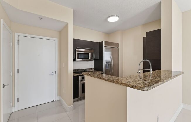 1 bed, 1 bath, 755 sqft, $2,550, Unit #426