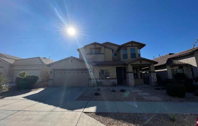 4 bedroom home in Carefree Crossing