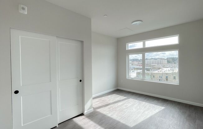 2 beds, 2 baths, 970 sqft, $2,150, Unit 301
