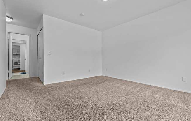 an empty room with carpet and white walls at Edge At Farmington Hills - Farmington Hills, MI, Michigan, 48334
