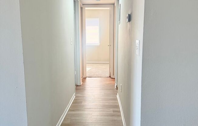 Large 2 bedroom! *** Move in Special***
