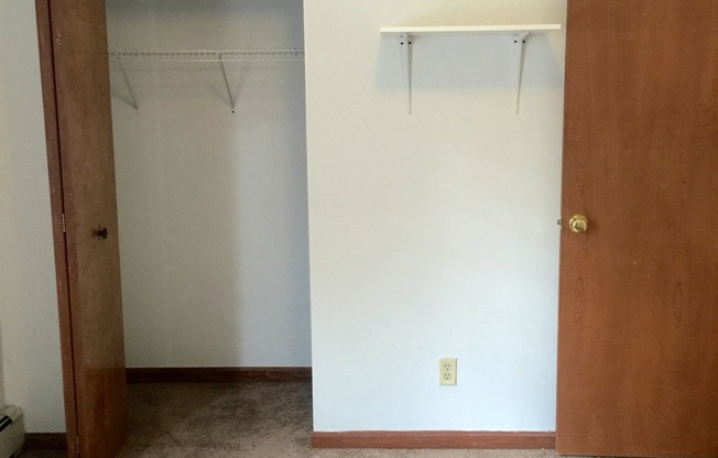 2 beds, 1 bath, $1,245, Unit 1