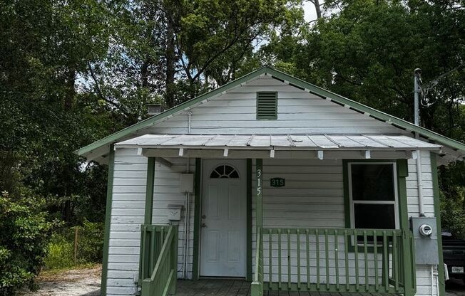 2 Bedroom Single Family Home in Gainesville