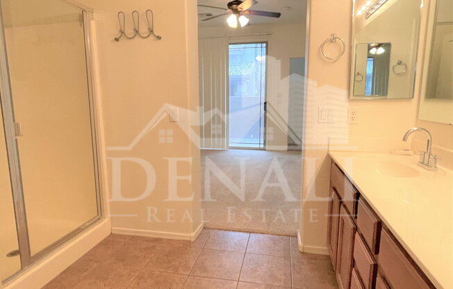 2 beds, 2.5 baths, 1,385 sqft, $1,995, Unit Unit 1114