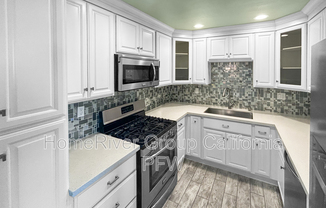 31569 LINDERO CYN RD