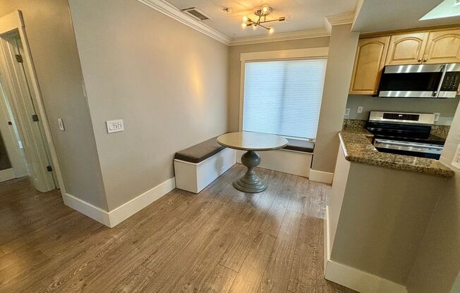 Beautiful 2 BD, 1.5 BA condo w/1 car detached garage for rent in University Heights!