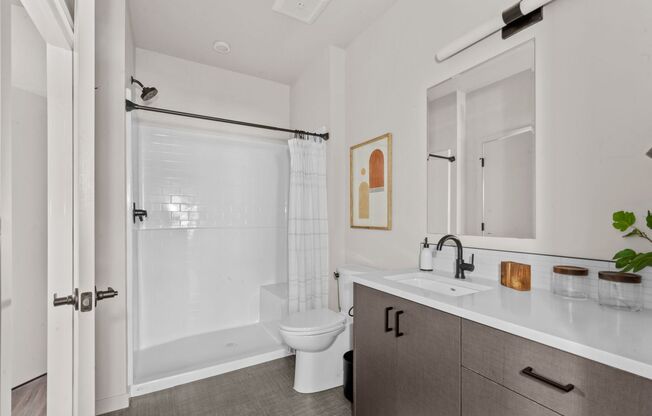 1 bed, 1 bath, 673 sqft, $1,649, Unit 105