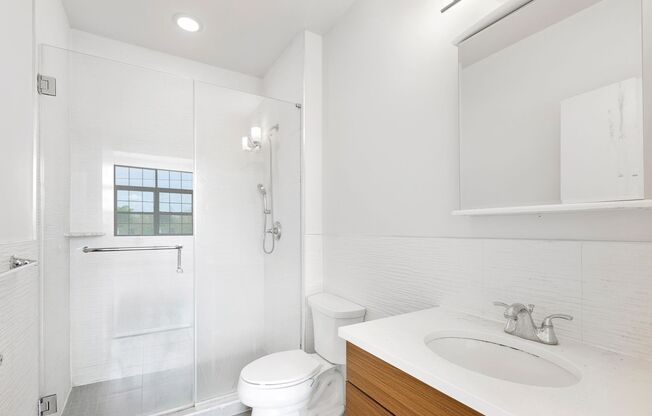 1 bed, 2 baths, 943 sqft, $3,025, Unit 4T