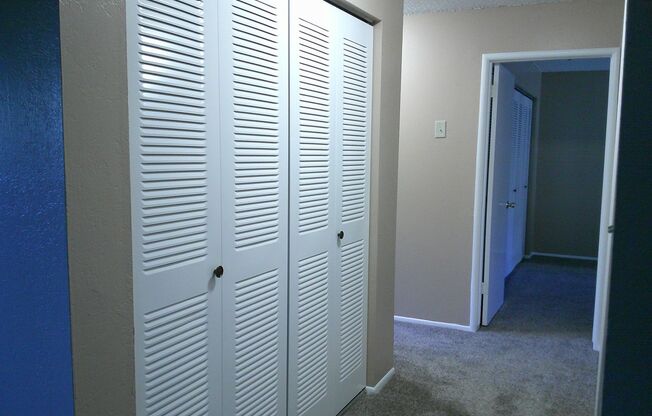 3 beds, 2 baths, 1,225 sqft, $3,300, Unit 48-21H