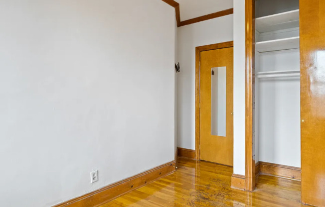 203 17 ST