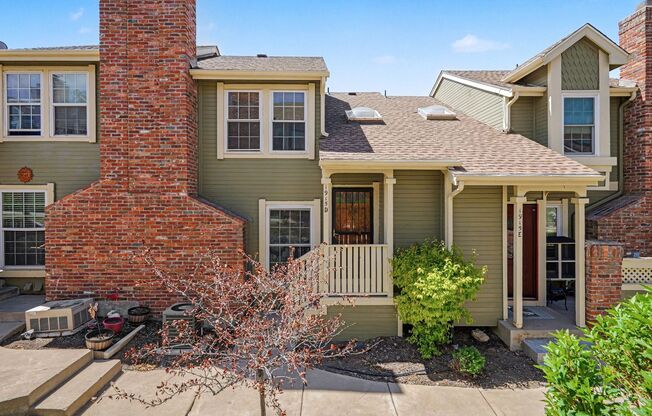 Conveniently Located 3BR/2.5 Bath Townhome