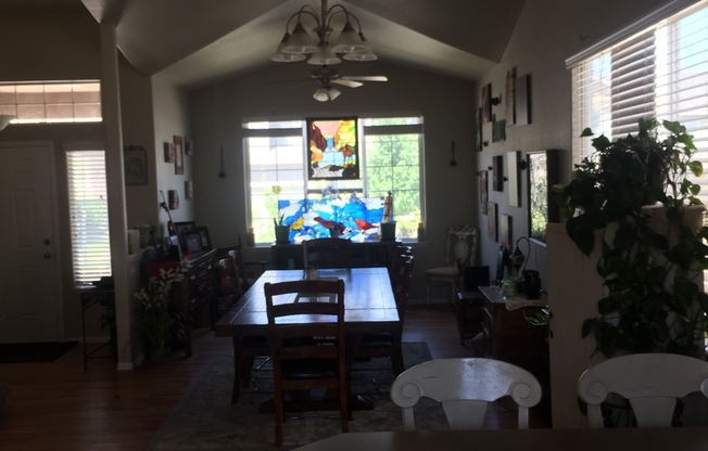 Beautiful 3 Bedroom 2.5 Bath Home in South Fort Collins! Dog Negotiable