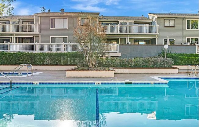 37050 MEADOWBROOK CMN