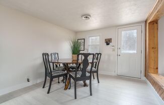 2 beds, 1 bath, $2,200