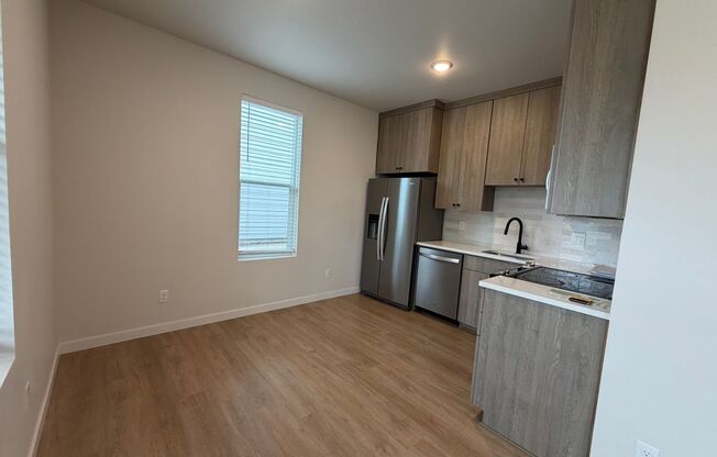 L0533 - B - Reed Place Condos