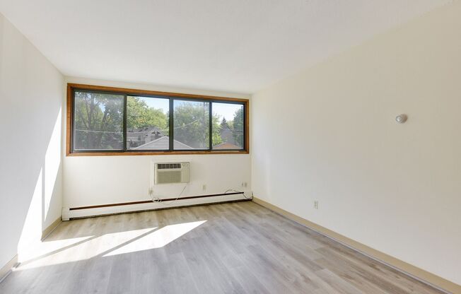 3135 Dupont