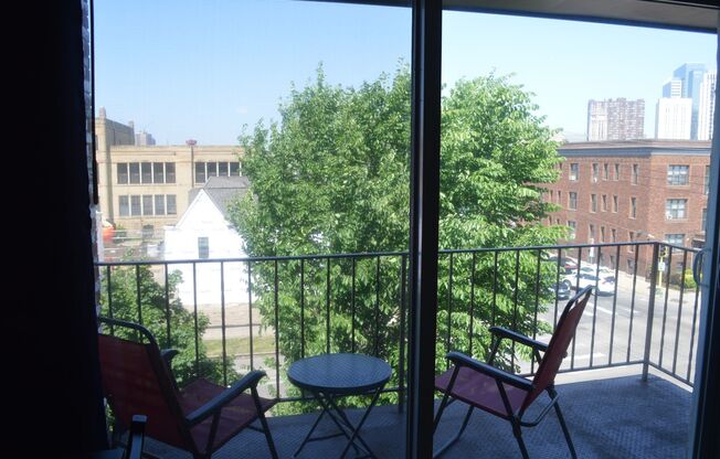 1 bed, 1 bath, 550 sqft, $1,150, Unit 409
