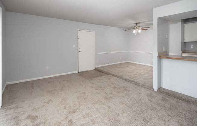 2 beds, 1.5 baths, 903 sqft, $1,300