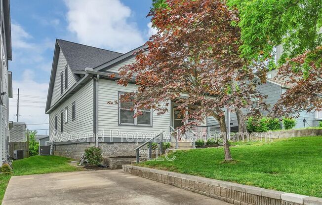 4702 KENTUCKY AVE