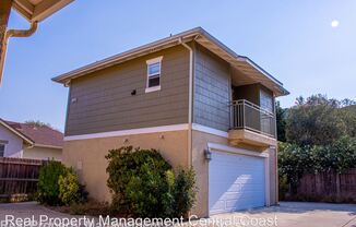1733 Farrier Court