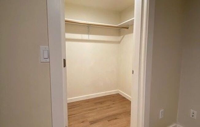 1 bed, 1 bath, 575 sqft, $1,450, Unit 003